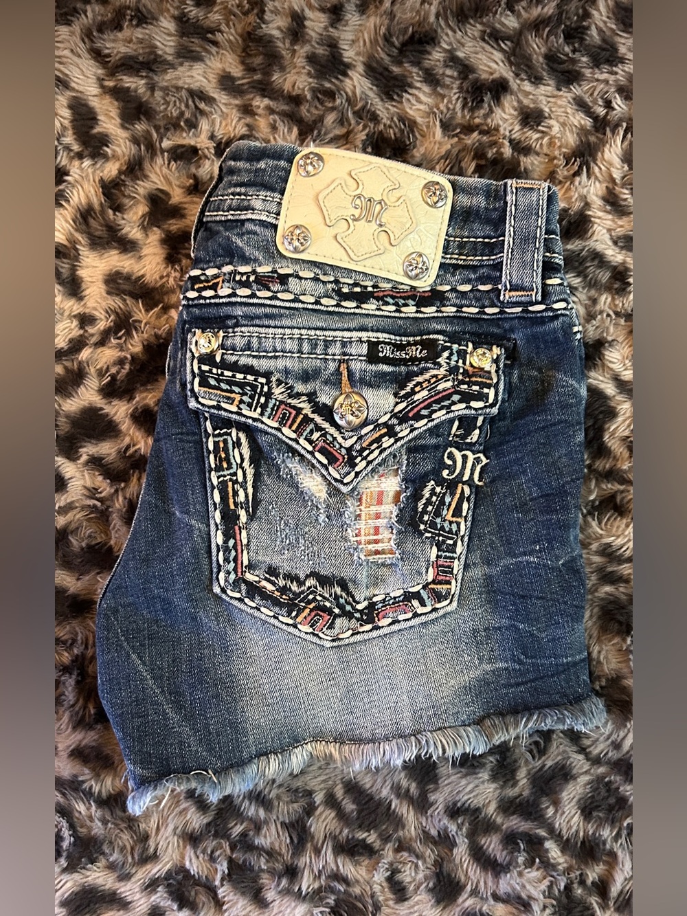 Miss Me striped peekaboo pocket Shorts